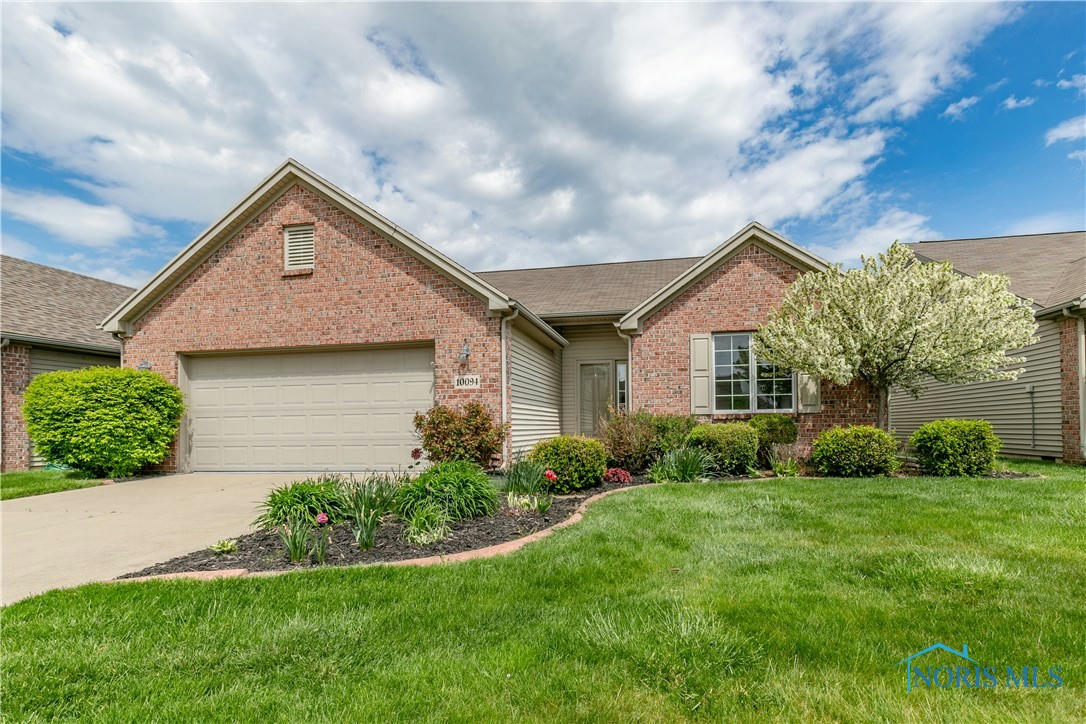 10094 N SHANNON HILLS DR, PERRYSBURG, OH 43551, photo 1 of 50