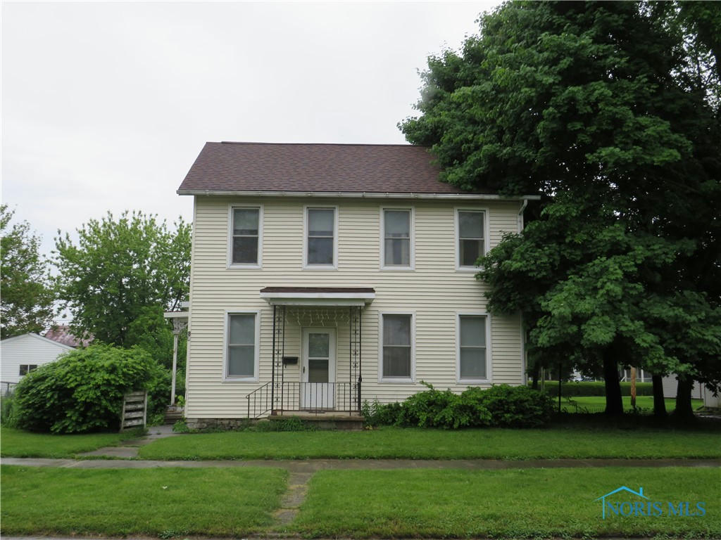 85 COE ST, TIFFIN, OH 44883, photo 1 of 17
