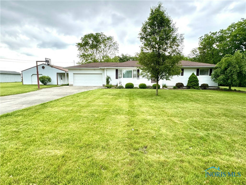 12905 DOHONEY RD, DEFIANCE, OH 43512, photo 1 of 33