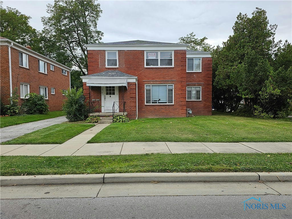 2161 EVANSDALE AVE, TOLEDO, OH 43607, photo 1 of 12