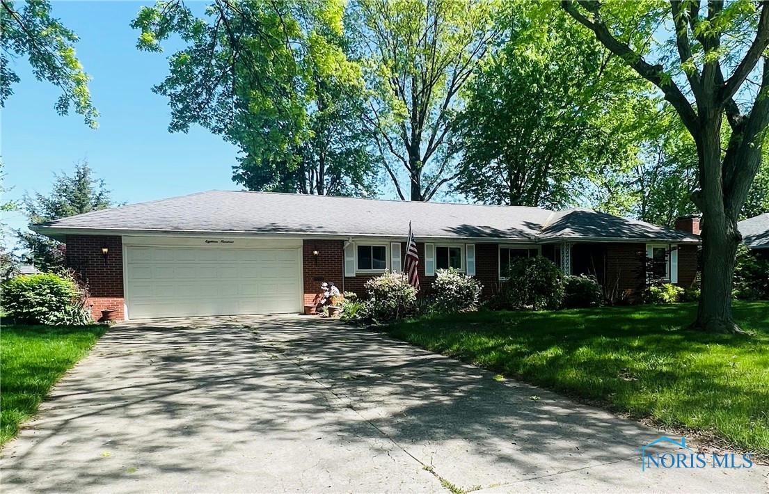 1800 IMPERIAL LN, FINDLAY, OH 45840, photo 1 of 39