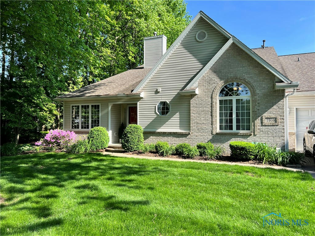 7910 WHITE CAP LN, HOLLAND, OH 43528, photo 1 of 46